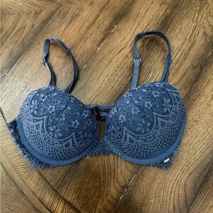 Victoria’s Secret Women's Bra Size 32C
